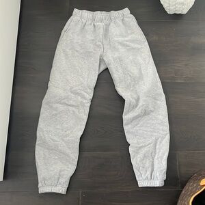 Aritiza sweatpants